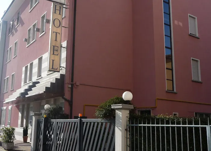 Hotel Paris Mestre